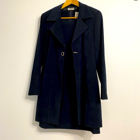 Amoretti Dress with matching Jacket - Picture 2 of 11